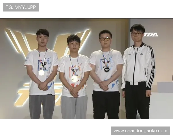 巅峰对决GEN迎战T1谁能问鼎赛场荣耀之巅