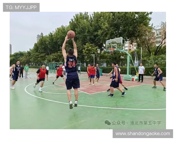 篮球点燃青春梦想展现团队力量凝聚拼搏精神共创辉煌未来