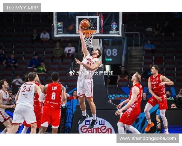 休斯顿火箭迎战强敌,力争季后赛名额展开激烈角逐 休斯顿火箭迎战强敌,力争季后赛名额展开激烈角逐