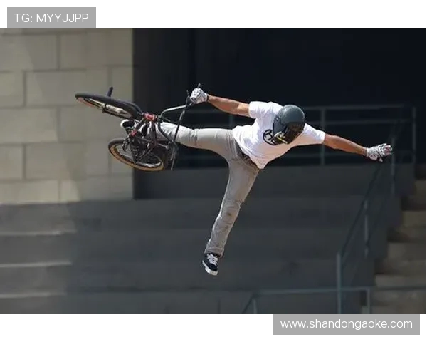 南京与上海极限运动队赛后复盘团队协作的成功与不足分析