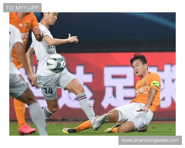 武汉足球队在足球战术排行榜中荣获第八名展现出强劲实力与潜力 武汉足球队在足球战术排行榜中荣获第八名展现出强劲实力与潜力